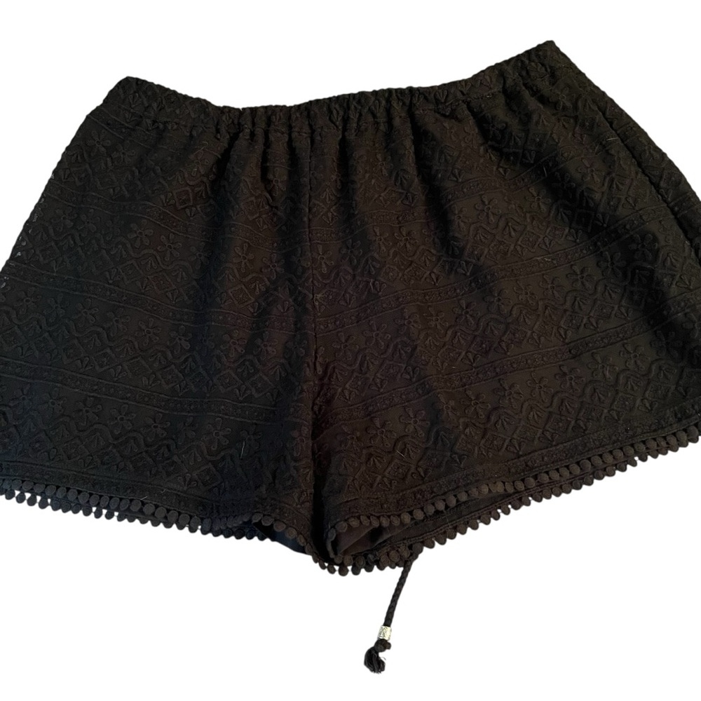 Vince Camuto size Large Black Textured High Waist Shorts